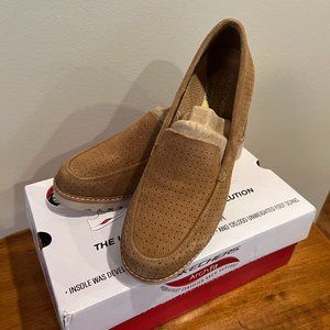 Skechers Marlie Arch Fit Suede Loafer NWOT - 8